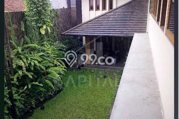 Rumah Mewah Siap Huni LT 745m2 di Coblong, Bandung Rumah Mewah Siap Huni LT 745m2 di Coblong, Bandung