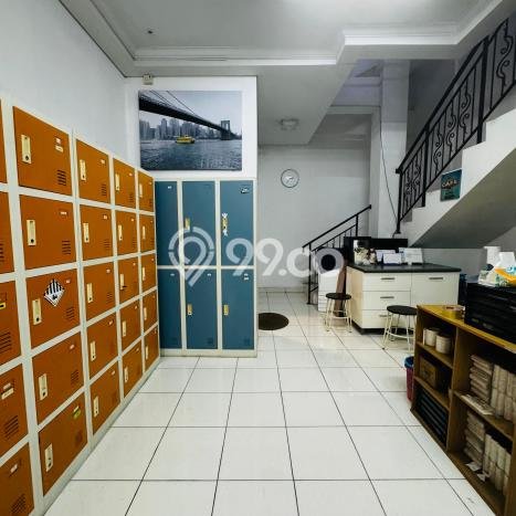 Ruko Bagus Dijual LB 324m2 Lokasi Strategis Jakarta Barat Area Cocok untuk Berbisnis Ruko Bagus Dijual LB 324m2 Lokasi Strategis Jakarta Barat Area Cocok untuk Berbisnis