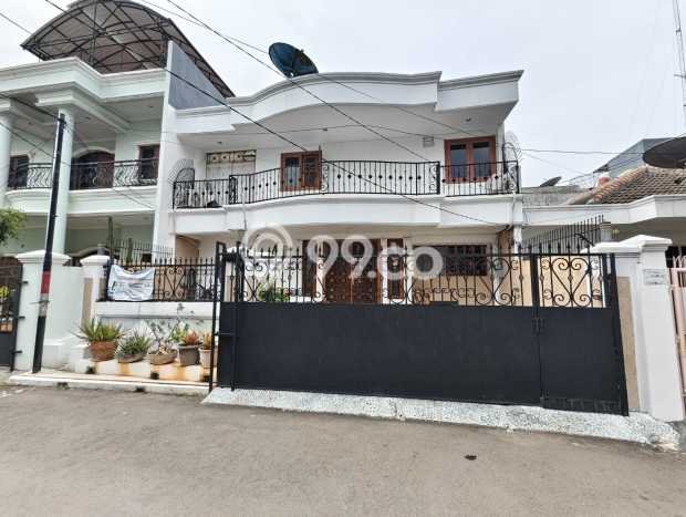 Rumah Elit LB 200m2 Siap Pakai Desain Elegan di Sunter, Jakarta Utara Rumah Elit LB 200m2 Siap Pakai Desain Elegan di Sunter, Jakarta Utara