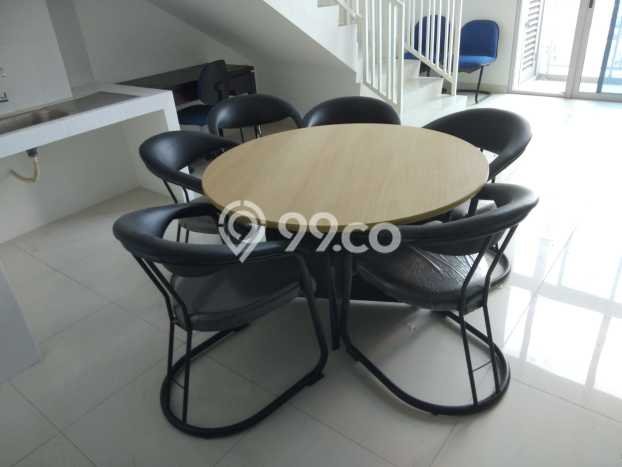 Dijual! Kantor di Central Park Jakarta Barat LT 102m2 / LB 102m2 Kawasan Strategis Dijual! Kantor di Central Park Jakarta Barat LT 102m2 / LB 102m2 Kawasan Strategis