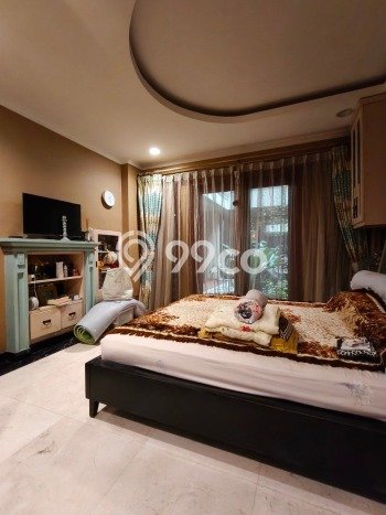 Ready to Use! Luxury House LT 432m2 Desain Modern di Slipi Ready to Use! Luxury House LT 432m2 Desain Modern di Slipi