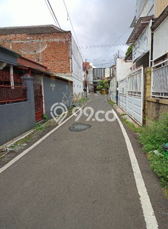 For Sale Rumah 7 Kamar Lokasi Ideal Nyaman dan Strategis di Blimbing For Sale Rumah 7 Kamar Lokasi Ideal Nyaman dan Strategis di Blimbing