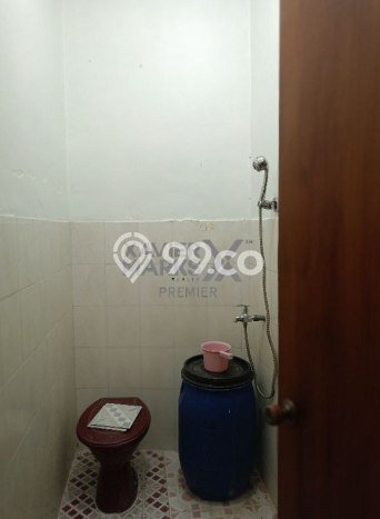 For Sale Rumah 7 Kamar Lokasi Ideal Nyaman dan Strategis di Blimbing For Sale Rumah 7 Kamar Lokasi Ideal Nyaman dan Strategis di Blimbing