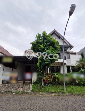 Rumah Premium di Malang Strategis Kondisi Terawat Rumah Premium di Malang Strategis Kondisi Terawat