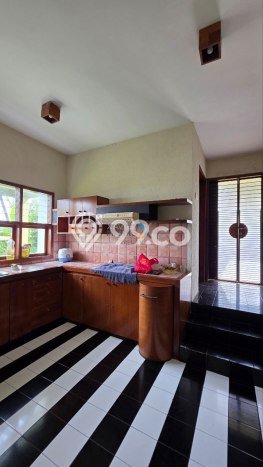 DIJUAL! Vila Kawasan Batu, Luas 553m2m², Posisi Premium DIJUAL! Vila Kawasan Batu, Luas 553m2m², Posisi Premium