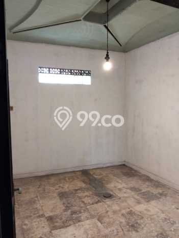 Rumah Luas Asri 6 KT Siap Pakai di Buah Batu Bandung Rumah Luas Asri 6 KT Siap Pakai di Buah Batu Bandung