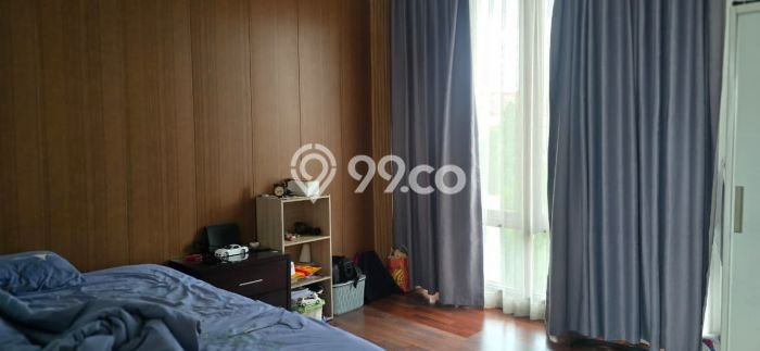 Rumah Elit Modern Tanpa Renovasi di Setra Duta Bandung Rumah Elit Modern Tanpa Renovasi di Setra Duta Bandung