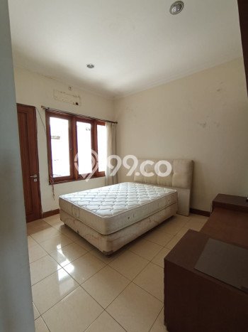 Siap Huni Rumah Mewah 4 Kamar di Depok Dekat ke Mana Saja Siap Huni Rumah Mewah 4 Kamar di Depok Dekat ke Mana Saja