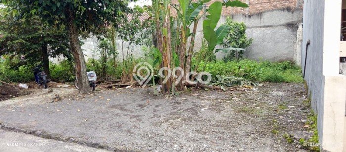 Lahan Strategis di Ngaglik Dijual dengan Luas 183m2 Lahan Strategis di Ngaglik Dijual dengan Luas 183m2