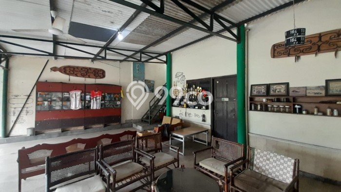 Rumah Mewah Siap Huni LT 1050m2 di Umbulharjo, Yogyakarta Rumah Mewah Siap Huni LT 1050m2 di Umbulharjo, Yogyakarta