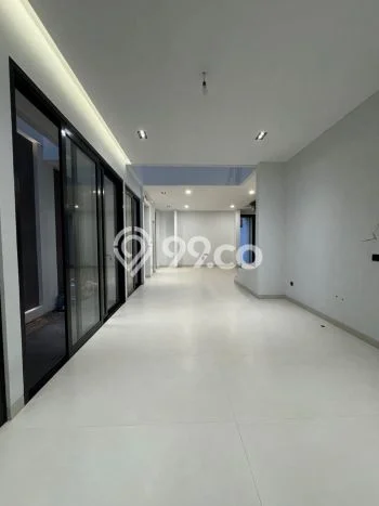 Jual Rumah Mewah Megah Dengan View Eksklusif di Muara Karang, Jakarta Utara Jual Rumah Mewah Megah Dengan View Eksklusif di Muara Karang, Jakarta Utara