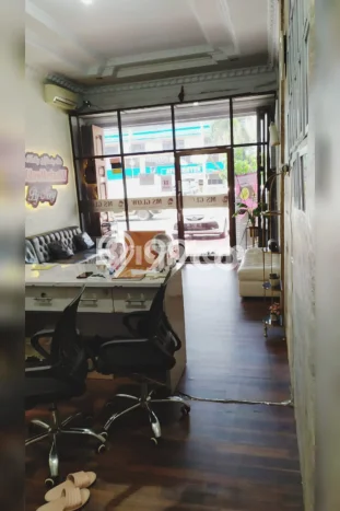Ruko Disewakan Kawasan Medan Baru, Luas 204m², Lokasi Strategis Ruko Disewakan Kawasan Medan Baru, Luas 204m², Lokasi Strategis