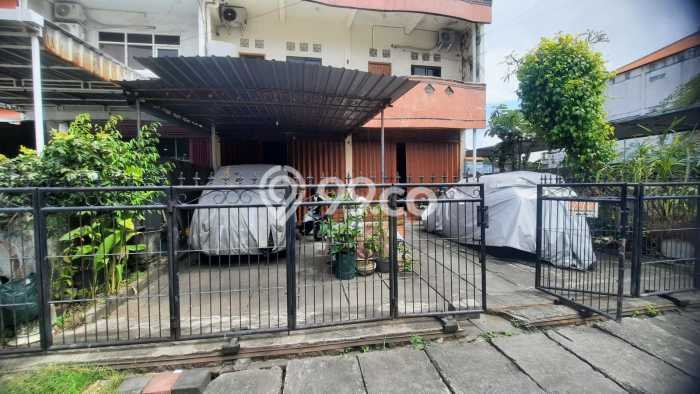 Unit Ruko Dijual di Denpasar LT 326m2 & LB 200m2 Unit Ruko Dijual di Denpasar LT 326m2 & LB 200m2