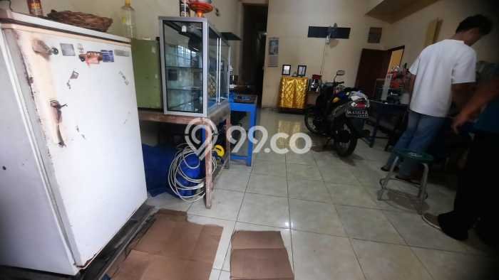 Unit Ruko Dijual di Denpasar LT 326m2 & LB 200m2 Unit Ruko Dijual di Denpasar LT 326m2 & LB 200m2