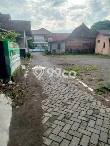 Tanah Dijual Lokasi Gamping, Sleman Luas 817m2 Legalitas Aman Tanah Dijual Lokasi Gamping, Sleman Luas 817m2 Legalitas Aman