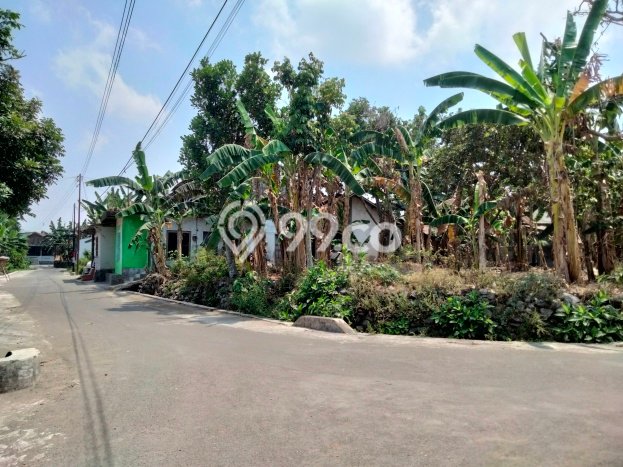 Tanah untuk Dijual di Ngaglik Sleman Luas 438m2 Tanah untuk Dijual di Ngaglik Sleman Luas 438m2