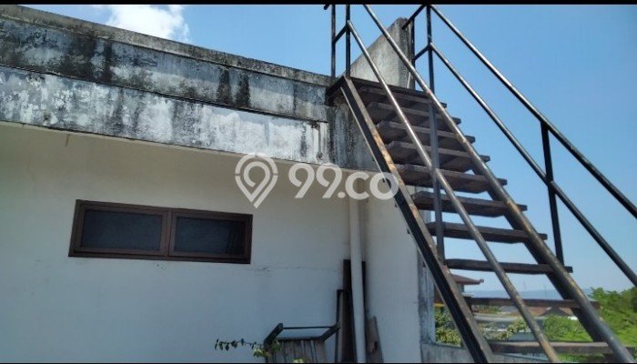 Ruko Bagus LT 112m2 LB 220m2 Dijual di Mantrijeron Yogyakarta Ruko Bagus LT 112m2 LB 220m2 Dijual di Mantrijeron Yogyakarta