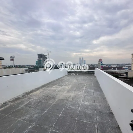 Ruko For Rent di Medan Sunggal, Luas 224m², Area Potensial Ruko For Rent di Medan Sunggal, Luas 224m², Area Potensial