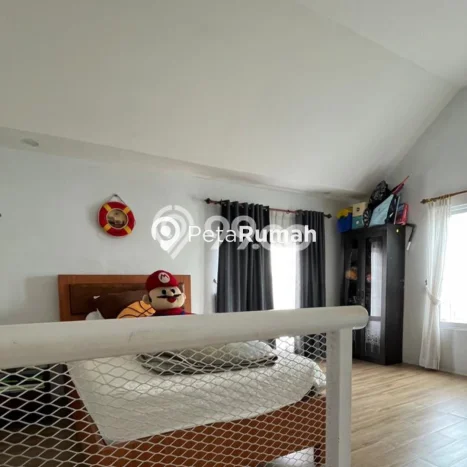 Rumah kawasan Medan Tuntungan, 4 KT, Pemandangan Kota, LT 112m2m² Bangunan 280m2m² Rumah kawasan Medan Tuntungan, 4 KT, Pemandangan Kota, LT 112m2m² Bangunan 280m2m²