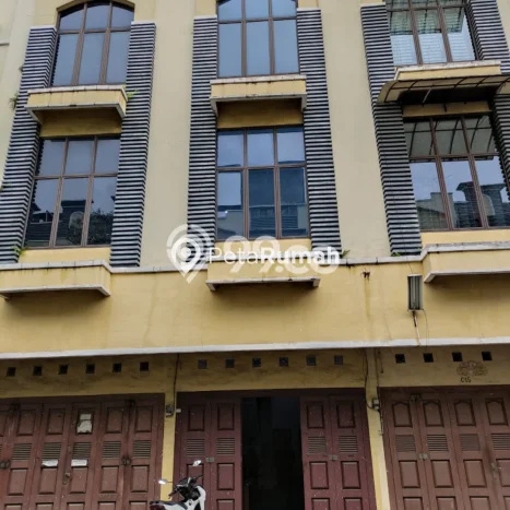 Ruko Kawasan Medan Sunggal, Luas 224m², Lokasi Premium, Siap Usaha Ruko Kawasan Medan Sunggal, Luas 224m², Lokasi Premium, Siap Usaha