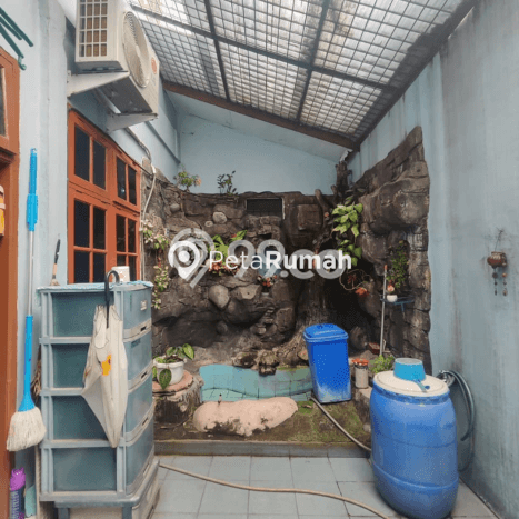 SEGERA MILIKI! Rumah area Medan Sunggal, Medan, Luas 160m2m² Bangunan 320m2m² SEGERA MILIKI! Rumah area Medan Sunggal, Medan, Luas 160m2m² Bangunan 320m2m²
