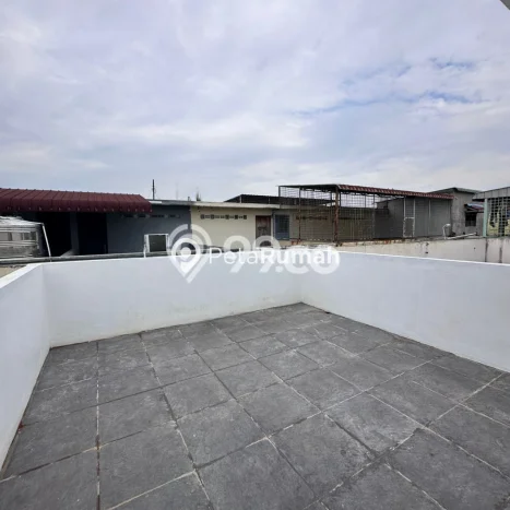 Ruko For Rent di Medan Sunggal, Luas 224m², Area Potensial Ruko For Rent di Medan Sunggal, Luas 224m², Area Potensial
