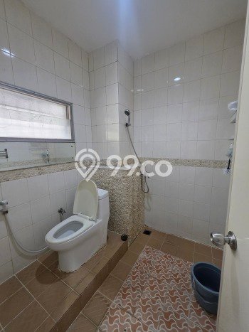 Ruko Dijual di Jakarta Barat LT 95m2 & LB 285m2 Lokasi Terbaik! Ruko Dijual di Jakarta Barat LT 95m2 & LB 285m2 Lokasi Terbaik!