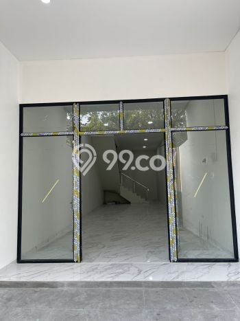 Dijual! Ruko di Jelambar Jakarta Barat LT 90m2 / LB 250m2 Kawasan Bisnis Dijual! Ruko di Jelambar Jakarta Barat LT 90m2 / LB 250m2 Kawasan Bisnis