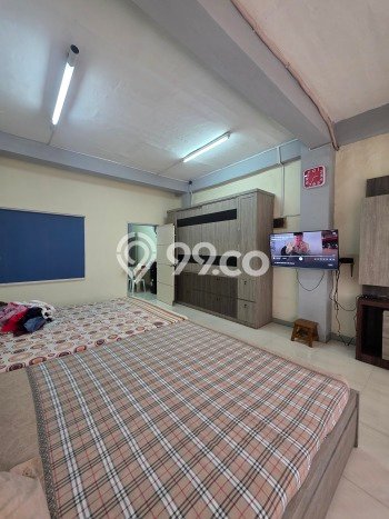 Ruko Dijual di Jakarta Barat LT 95m2 & LB 285m2 Lokasi Terbaik! Ruko Dijual di Jakarta Barat LT 95m2 & LB 285m2 Lokasi Terbaik!