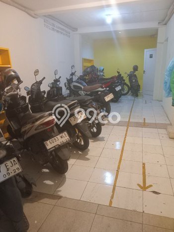 Rumah Elit LB 500m2 Siap Huni Desain Elegan di Depok I, Depok Rumah Elit LB 500m2 Siap Huni Desain Elegan di Depok I, Depok
