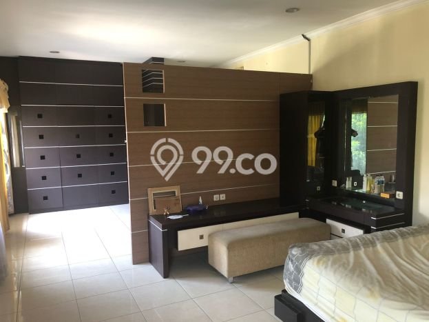 Siap Huni Rumah Mewah 3 Kamar di Kelapa Gading Dekat ke Mana Pun Siap Huni Rumah Mewah 3 Kamar di Kelapa Gading Dekat ke Mana Pun