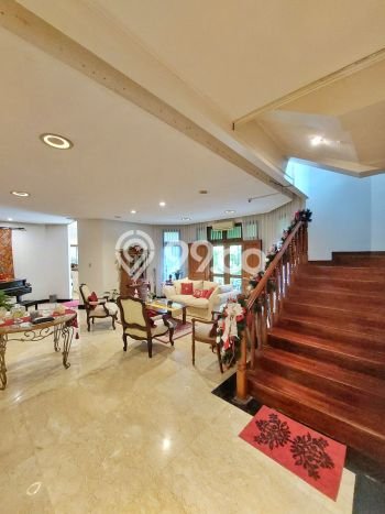Dijual Rumah Luas Megah Dengan View Cantik di Pulomas, Jakarta Timur Dijual Rumah Luas Megah Dengan View Cantik di Pulomas, Jakarta Timur