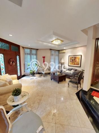 Dijual Rumah Luas Megah Dengan View Cantik di Pulomas, Jakarta Timur Dijual Rumah Luas Megah Dengan View Cantik di Pulomas, Jakarta Timur