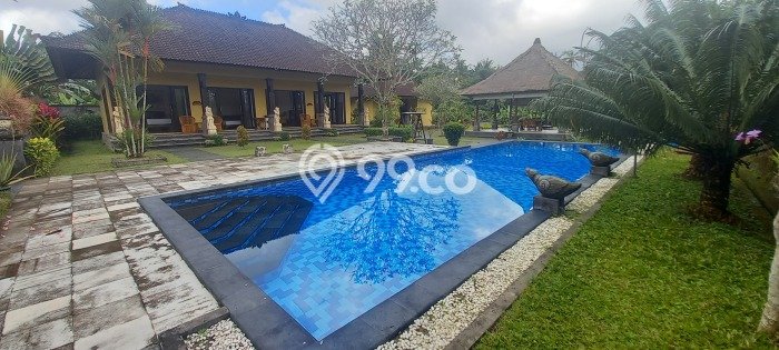 SIAP HUNI! Rumah Asri area Kemenuh, LT 3600m² Bangunan 700m² SIAP HUNI! Rumah Asri area Kemenuh, LT 3600m² Bangunan 700m²