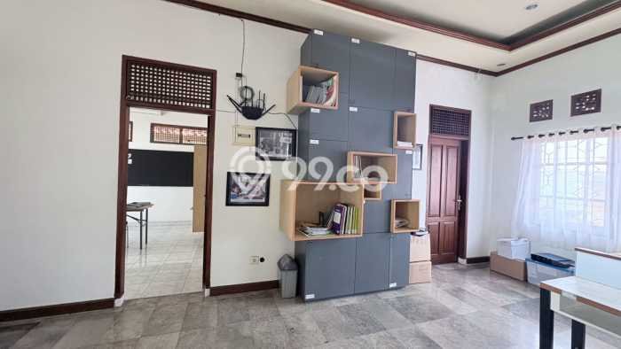 Rumah Cantik Siap Huni Di Denpasar Selatan Luas 400m2 Aman Rumah Cantik Siap Huni Di Denpasar Selatan Luas 400m2 Aman