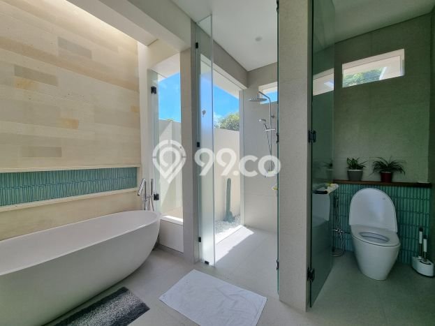 FOR SALE! Vila Kawasan , Luas 203m2m², Akses Mudah Pusat Kota FOR SALE! Vila Kawasan , Luas 203m2m², Akses Mudah Pusat Kota