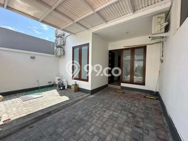 Rumah Cantik Siap Pakai Di Denpasar Selatan Luas 100m2 Aman Rumah Cantik Siap Pakai Di Denpasar Selatan Luas 100m2 Aman