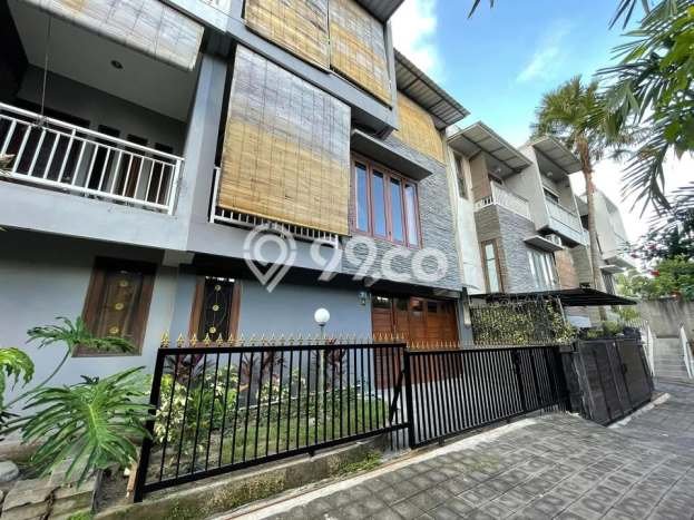 Rumah Cantik Siap Huni Di Denpasar Selatan Luas 170m2 Aman Rumah Cantik Siap Huni Di Denpasar Selatan Luas 170m2 Aman