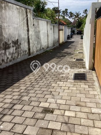 FOR RENT! Gudang di Seminyak Cocok untuk Bisnis 200m2 FOR RENT! Gudang di Seminyak Cocok untuk Bisnis 200m2