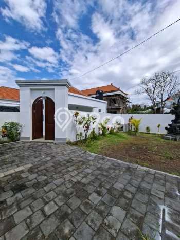 Vila Disewakan di , Luas 0m2m², Kawasan Asri Vila Disewakan di , Luas 0m2m², Kawasan Asri