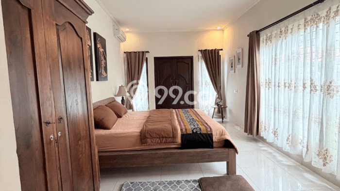 BISNIS POTENSIAL! Vila Kawasan Kuta Selatan, Luas 310m2m², Potensi Bagus BISNIS POTENSIAL! Vila Kawasan Kuta Selatan, Luas 310m2m², Potensi Bagus