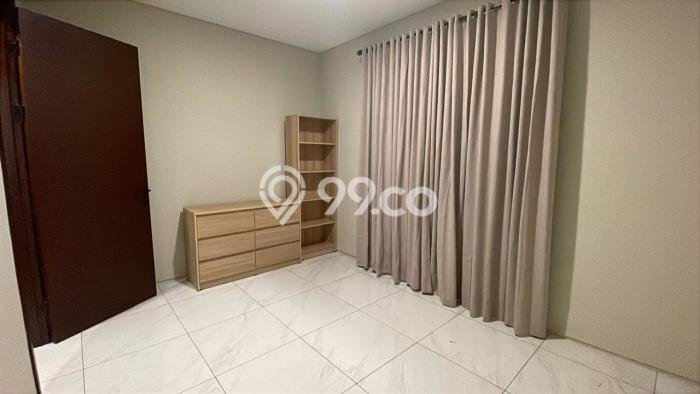 Disewakan! Rumah 3 Kamar Tidur &
2 Kamar Mandi di Kota Baru Parahyangan, Bandung Disewakan! Rumah 3 Kamar Tidur &
2 Kamar Mandi di Kota Baru Parahyangan, Bandung