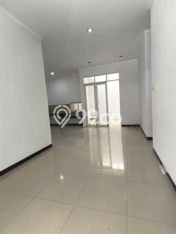 Rumah Disewakan Bandung LT 160m2 LB 120m2 Kawasan Taman Kopo Indah Rumah Disewakan Bandung LT 160m2 LB 120m2 Kawasan Taman Kopo Indah