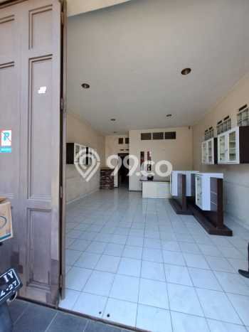 SEWA STRATEGIS! Ruko di Cijerah, Luas 180m², Area Ramai SEWA STRATEGIS! Ruko di Cijerah, Luas 180m², Area Ramai