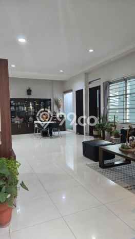 Jual Rumah Mewah Elegan Dengan View Cantik di Setra Duta, Bandung Jual Rumah Mewah Elegan Dengan View Cantik di Setra Duta, Bandung