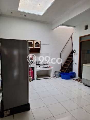 Rumah Modern 4 KT di Taman Kopo Indah Bandung Rumah Modern 4 KT di Taman Kopo Indah Bandung