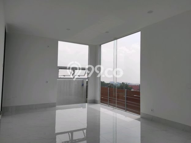 INVESTASI CERDAS! Rumah Premium Parongpong, Bandung Barat, LT 339m² Luas Bangunan 330m² INVESTASI CERDAS! Rumah Premium Parongpong, Bandung Barat, LT 339m² Luas Bangunan 330m²