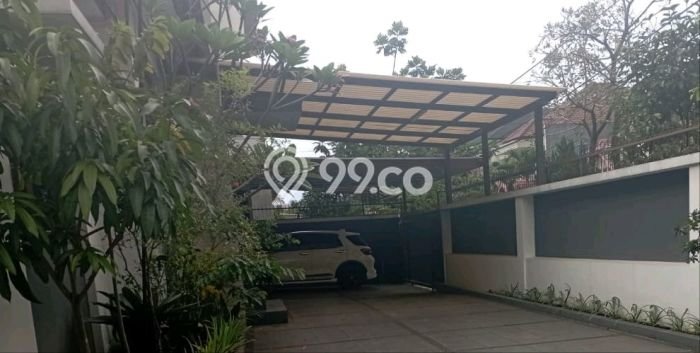 For Sale! Luxury House LT 550m2 Desain Elegan di Mekar Wangi For Sale! Luxury House LT 550m2 Desain Elegan di Mekar Wangi