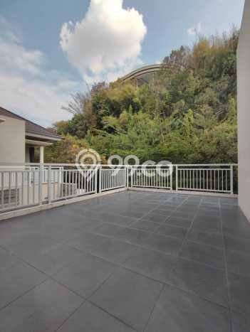 Hunian Mewah LB 500m2 Siap Huni Desain Elegan di Bukit Sari, Semarang Hunian Mewah LB 500m2 Siap Huni Desain Elegan di Bukit Sari, Semarang