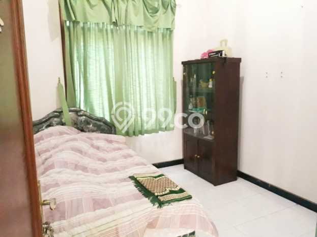 LOKASI PREMIUM! Rumah di Tembalang, 2 KM, Area Tenang, Luas 240m2m² Bangunan 175m2m² LOKASI PREMIUM! Rumah di Tembalang, 2 KM, Area Tenang, Luas 240m2m² Bangunan 175m2m²